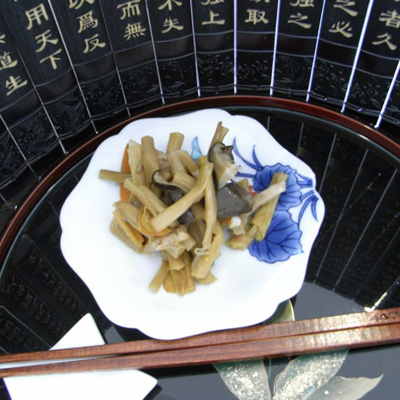 金針菜の旨煮ゴマまぶし